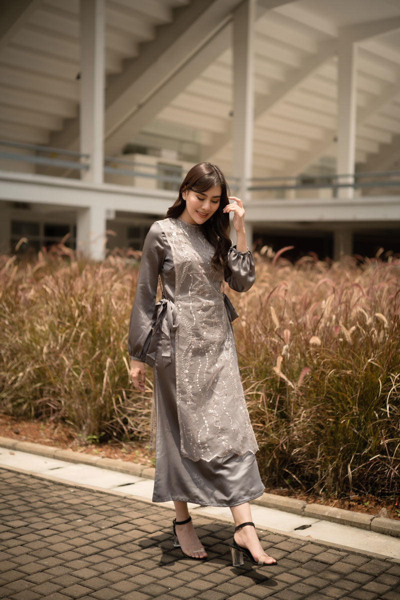 Luna Lace Dress