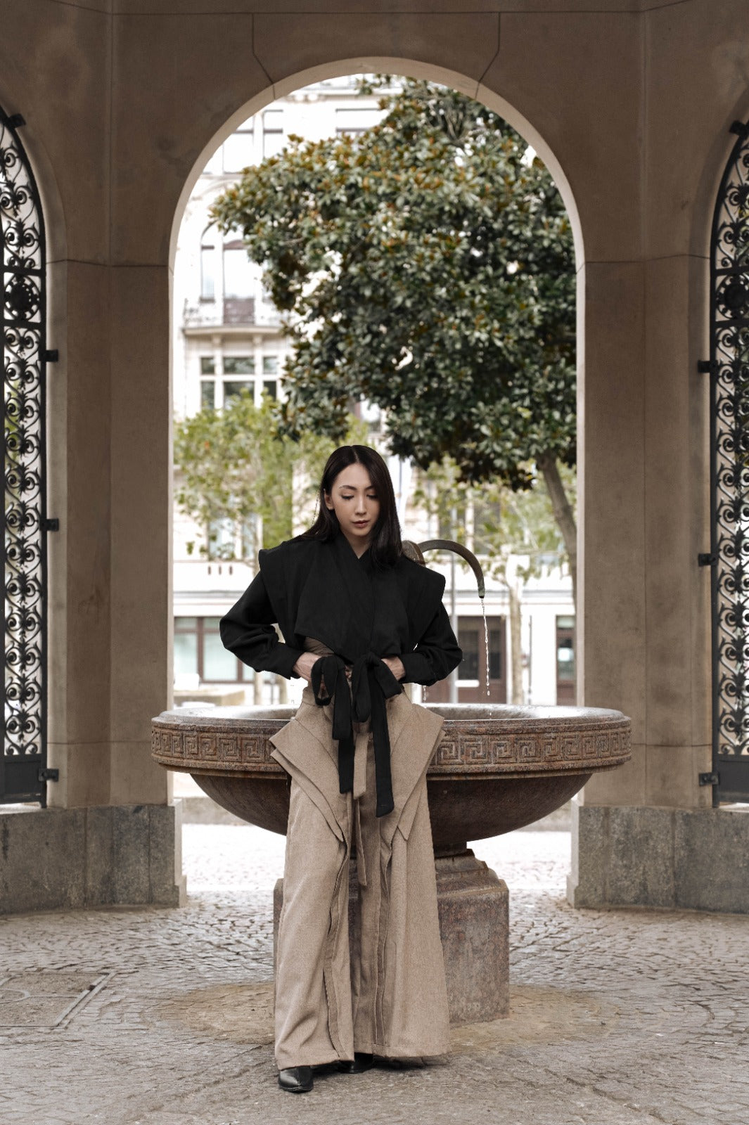 Yona Outer Black
